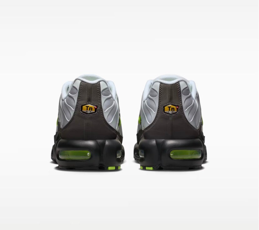 Nike Air Max Plus TN – Neon